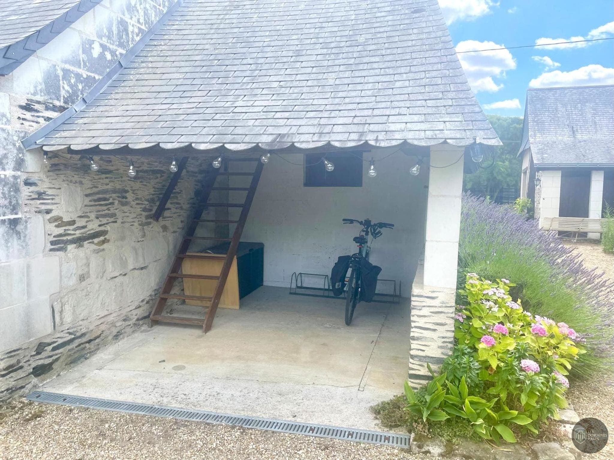 Vue extérieure du gîte Logis Du Pic en Auvergne-Rhône-Alpes