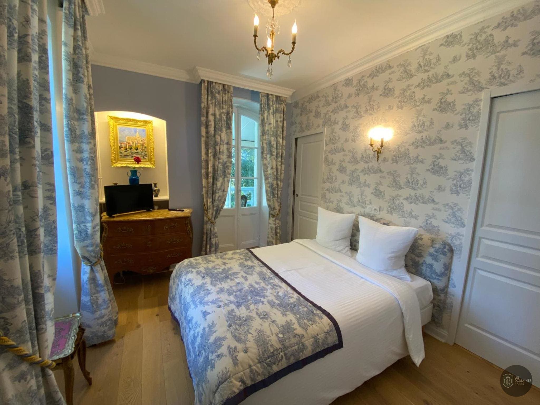 Chambre du lieu Logis Vélès à Aubin en Occitanie