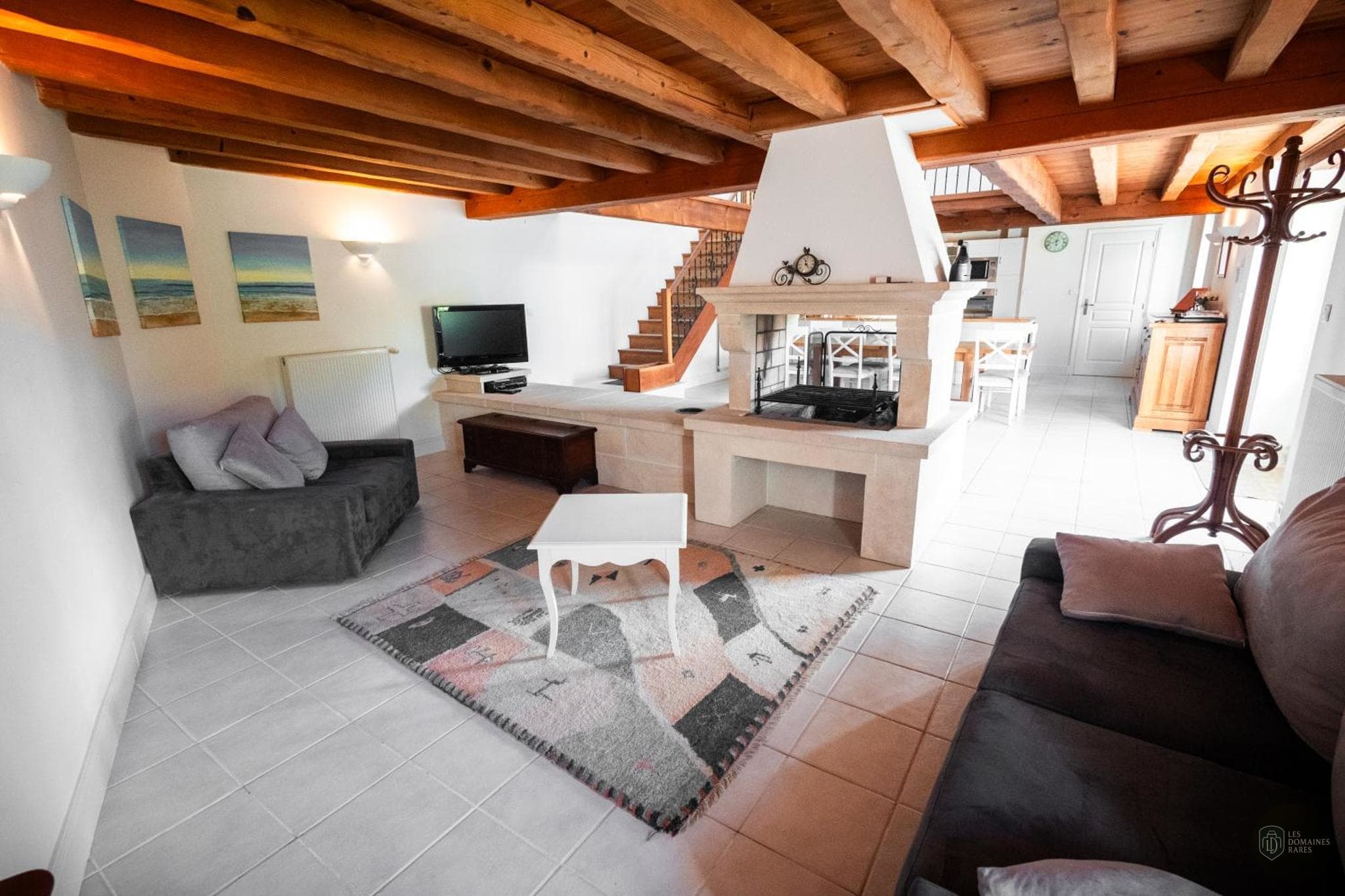 Espace intérieur de l'hôtel Logis du Paradis en Nouvelle-Aquitaine