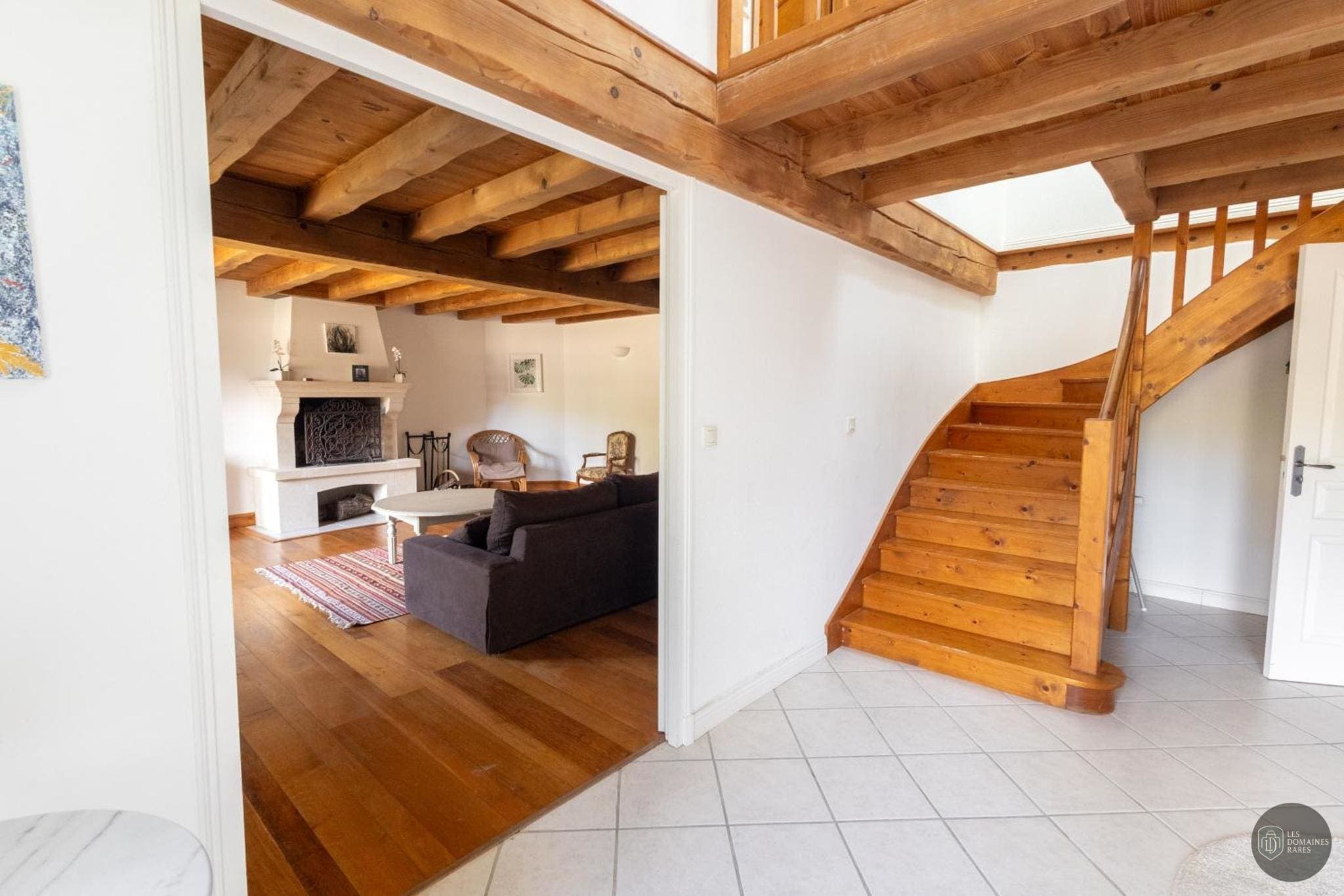 Espace intérieur de l'hôtel Logis du Paradis en Nouvelle-Aquitaine