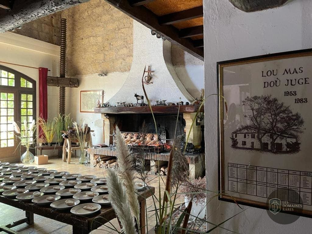 Restaurant de l'hôtel Lou Mas Dou Juge en Provence-Alpes-Côte d'Azur - séminaire saintes-maries-de-la-mer