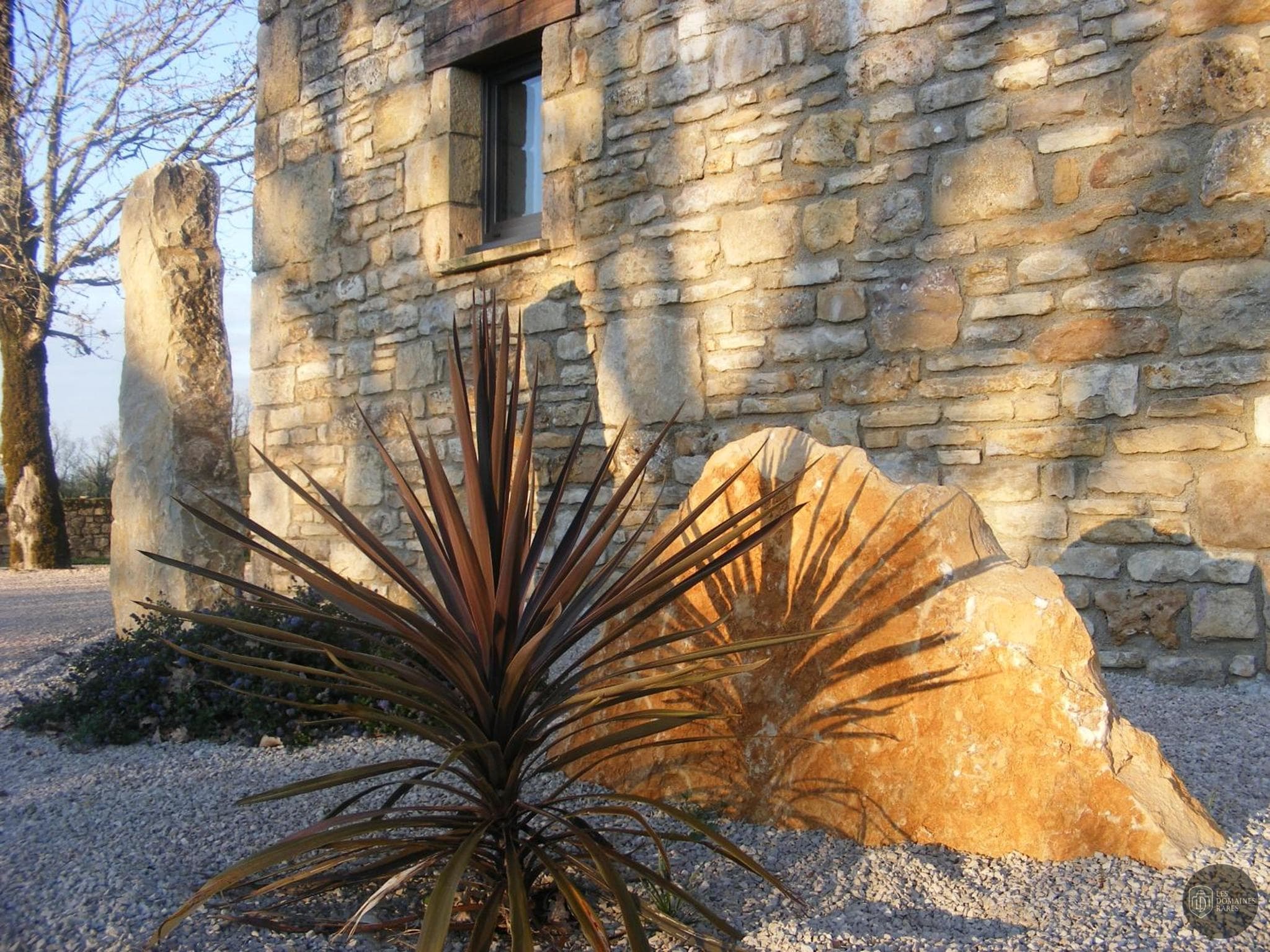 Vue extérieure du domaine Lou Papagai en Occitanie