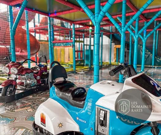 Piscine et activités du salle de réception Ludi Planet en Pays de la Loire