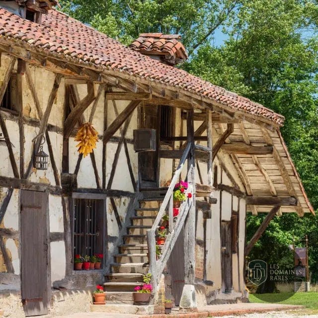 Vue extérieure du lieu MOB Coworking en Auvergne-Rhône-Alpes