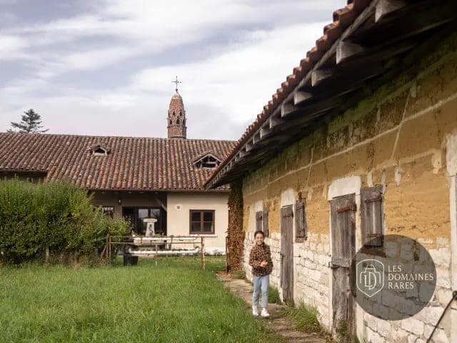 Vue extérieure du lieu MOB Coworking en Auvergne-Rhône-Alpes