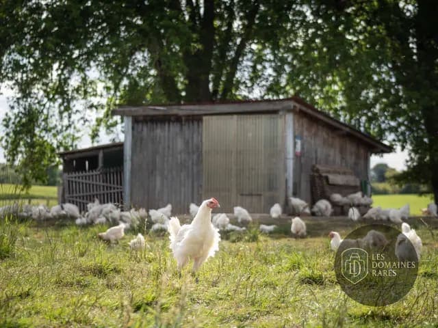 Vue extérieure du lieu MOB Coworking en Auvergne-Rhône-Alpes