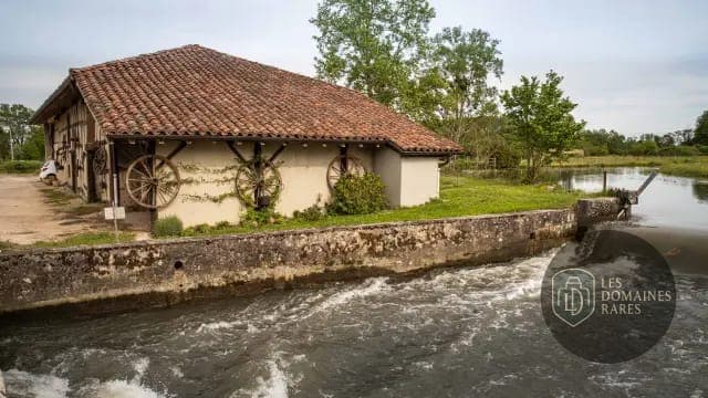 Vue extérieure du lieu MOB Coworking en Auvergne-Rhône-Alpes