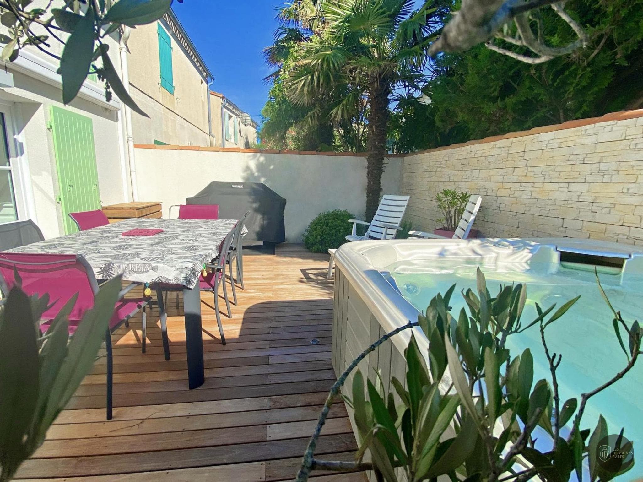 Piscine et activités du lieu Mac Amande à Courbevoie en Île-de-France