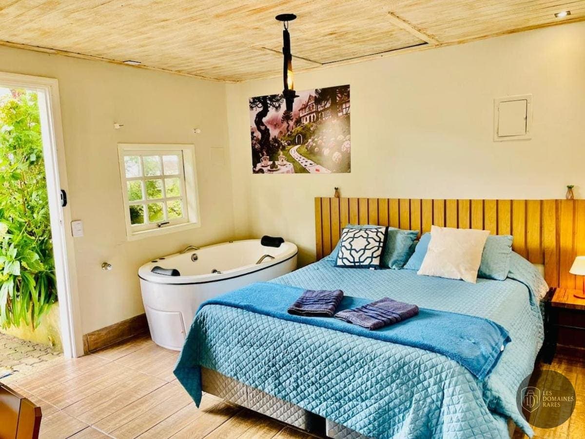 Vue extérieure du lieu Maison Ackerman à Saumur en Pays de la Loire