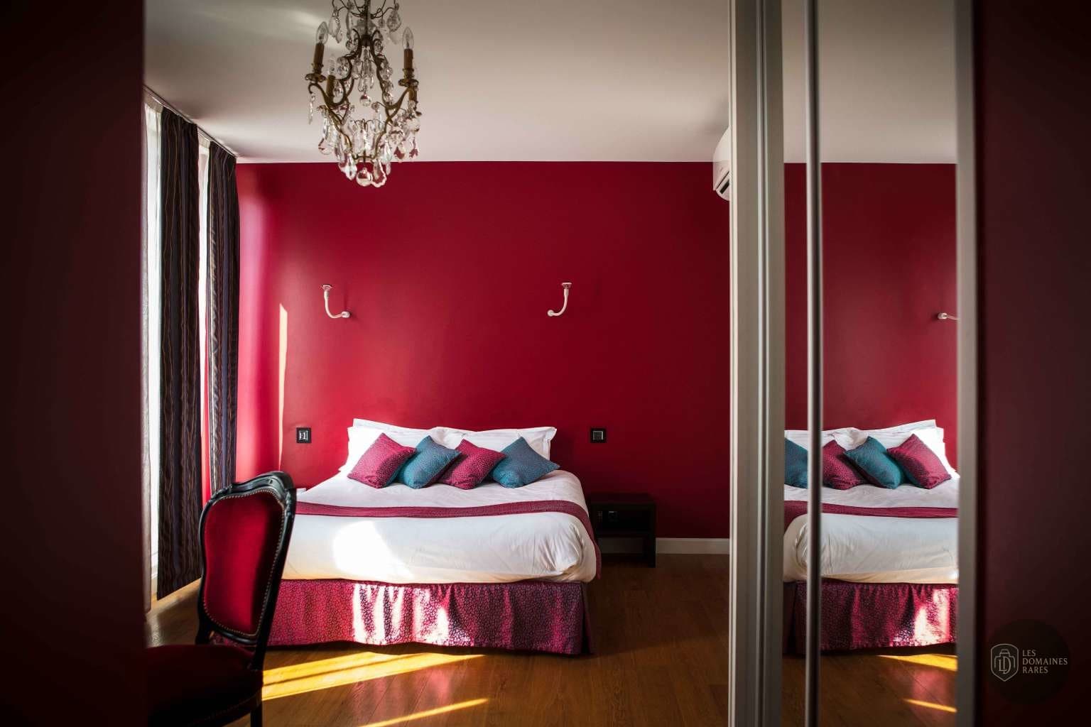 Chambre de l'hôtel Maison Decoret à Vichy en Auvergne-Rhône-Alpes - séminaire allier