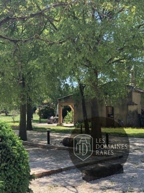 Vue extérieure du domaine Maison Dragonette en Provence-Alpes-Côte d'Azur