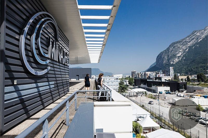Extérieur Minatec: Terrasse avec vue montagne