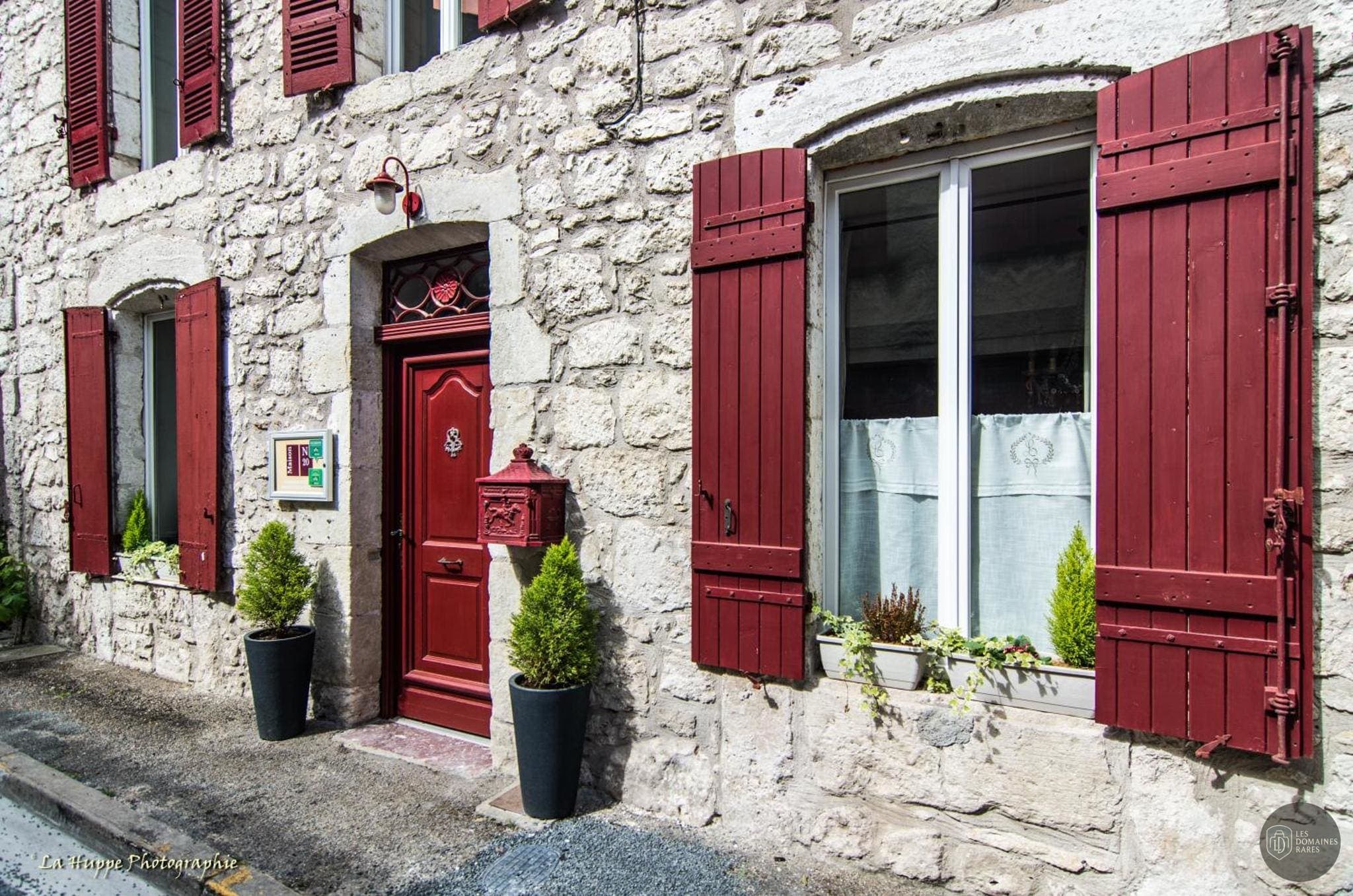 Vue extérieure du lieu Maison Nô en Auvergne-Rhône-Alpes