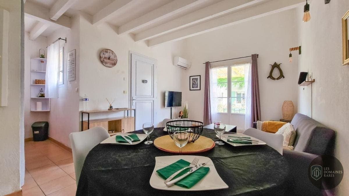 Vue extérieure de l'hôtel Maison Solèna en Occitanie