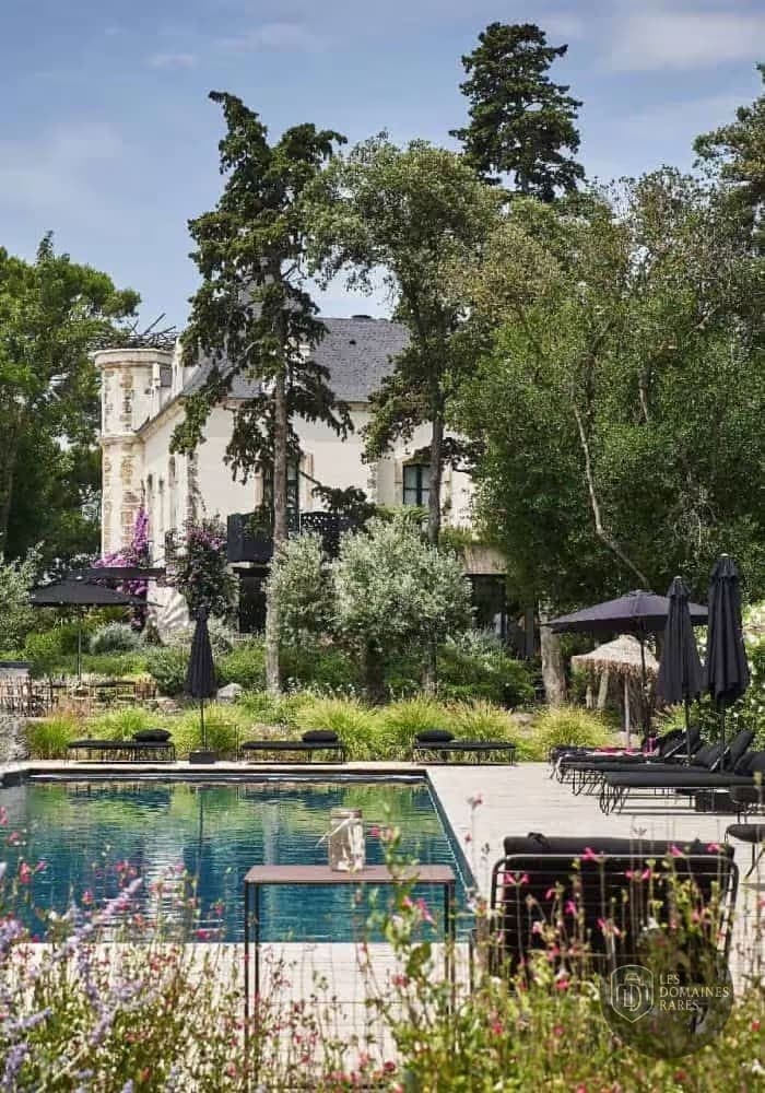 Vue extérieure du domaine Maison Tarbouriech en Occitanie
