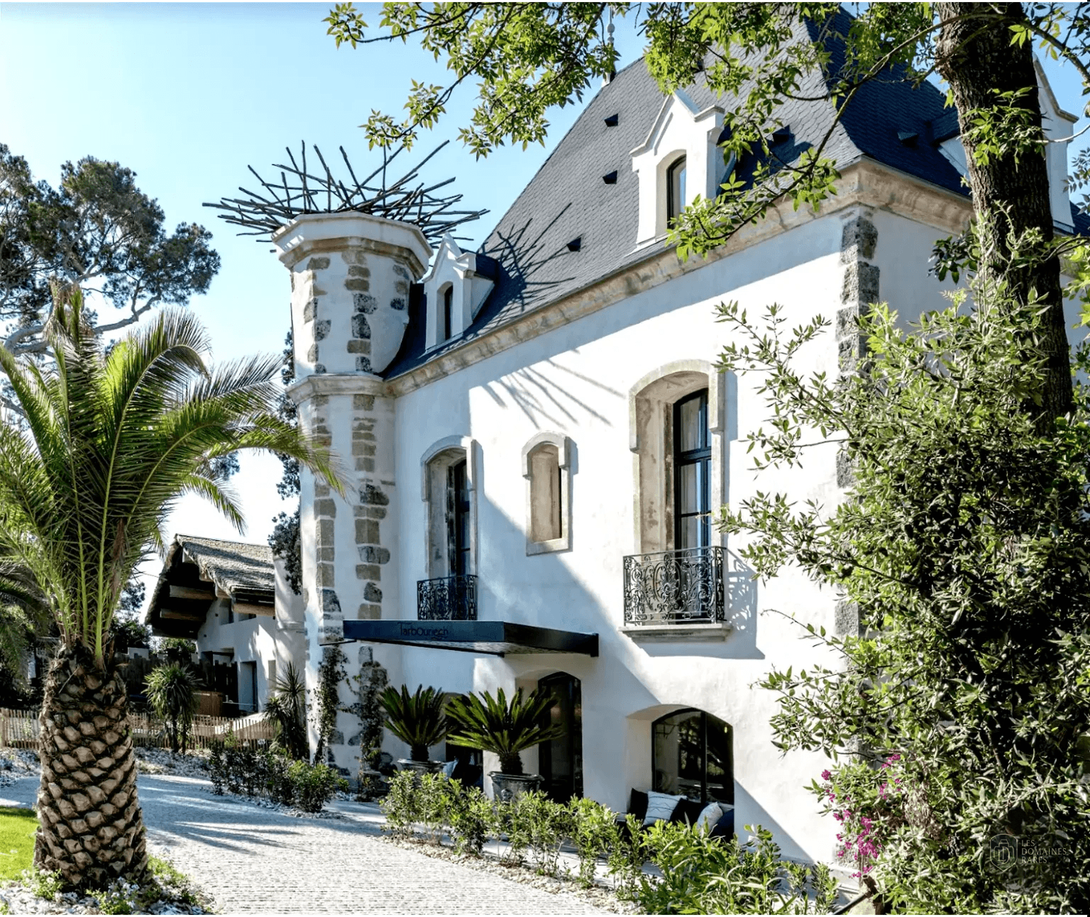Vue extérieure du domaine Maison Tarbouriech en Occitanie