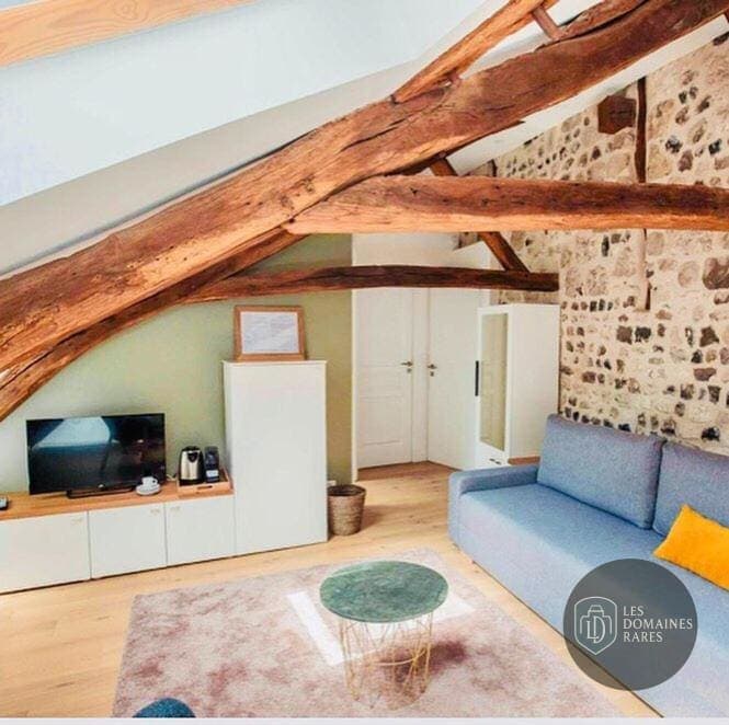 Vue extérieure du lieu Maison des Arts à Le en Île-de-France