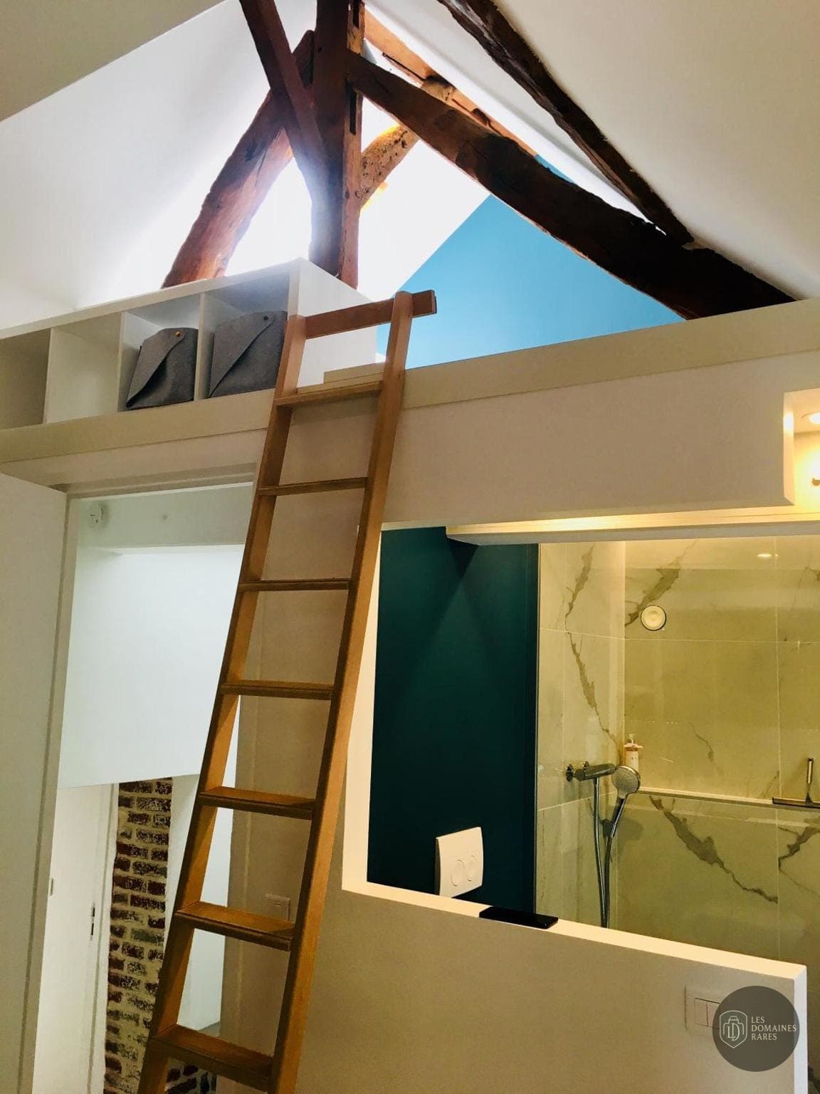 Vue extérieure du lieu Maison des Arts à Le en Île-de-France