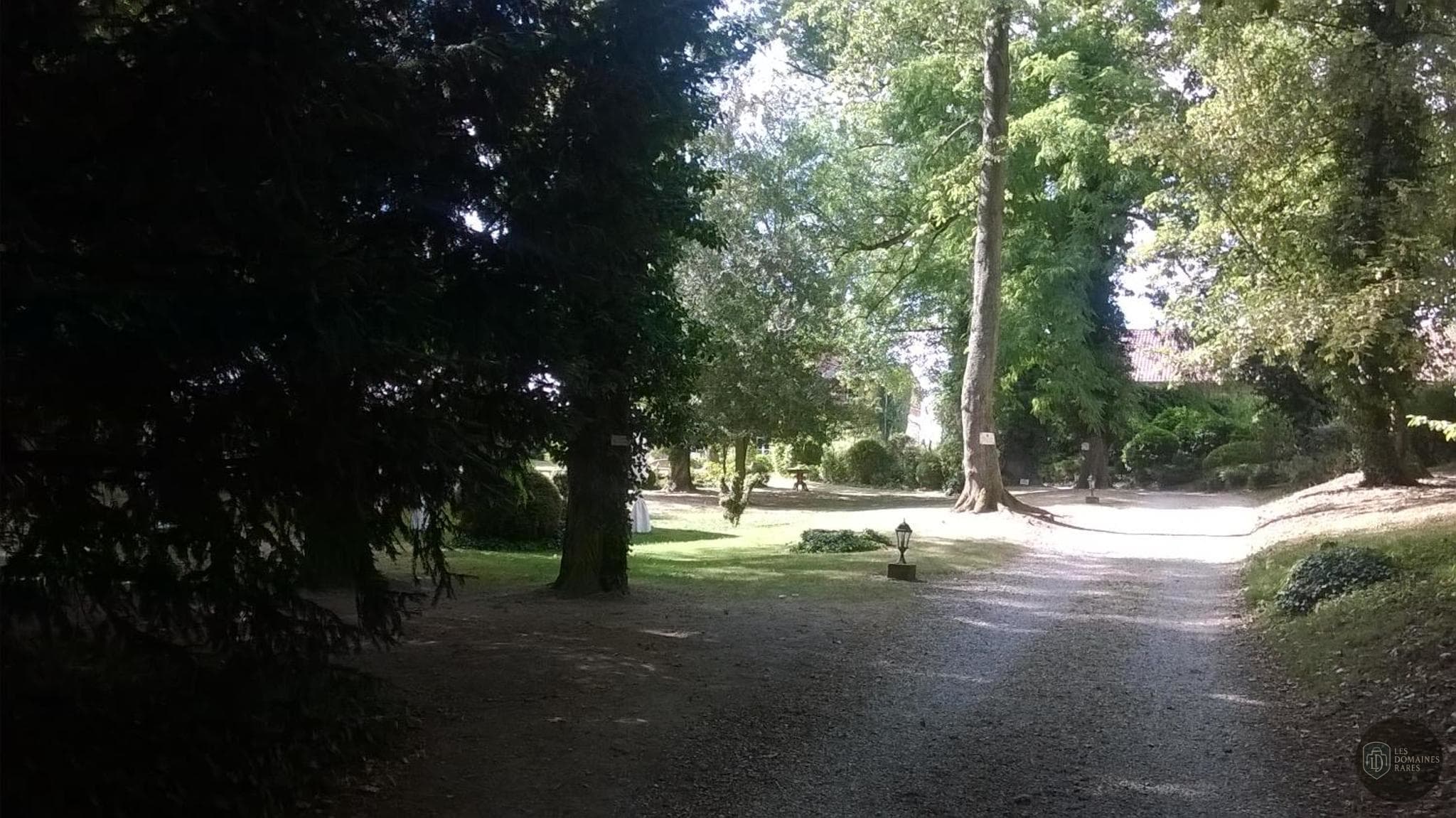 Vue extérieure du manoir Manoir Le Louis 21 à Masnières en Hauts-de-France