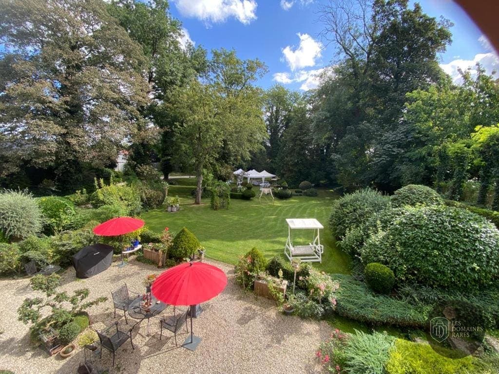 Vue extérieure du manoir Manoir Le Louis 21 à Masnières en Hauts-de-France