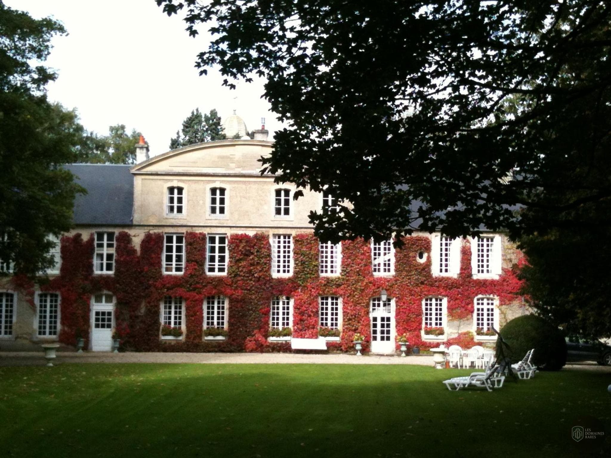 Manoir Saint-Hubert — Extérieur