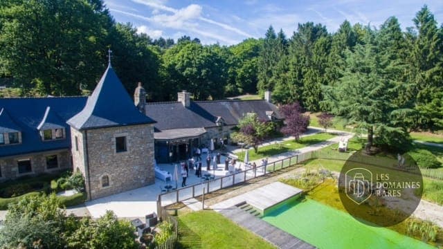 Vue extérieure du manoir Manoir d'Alexandre à Silfiac en Bretagne