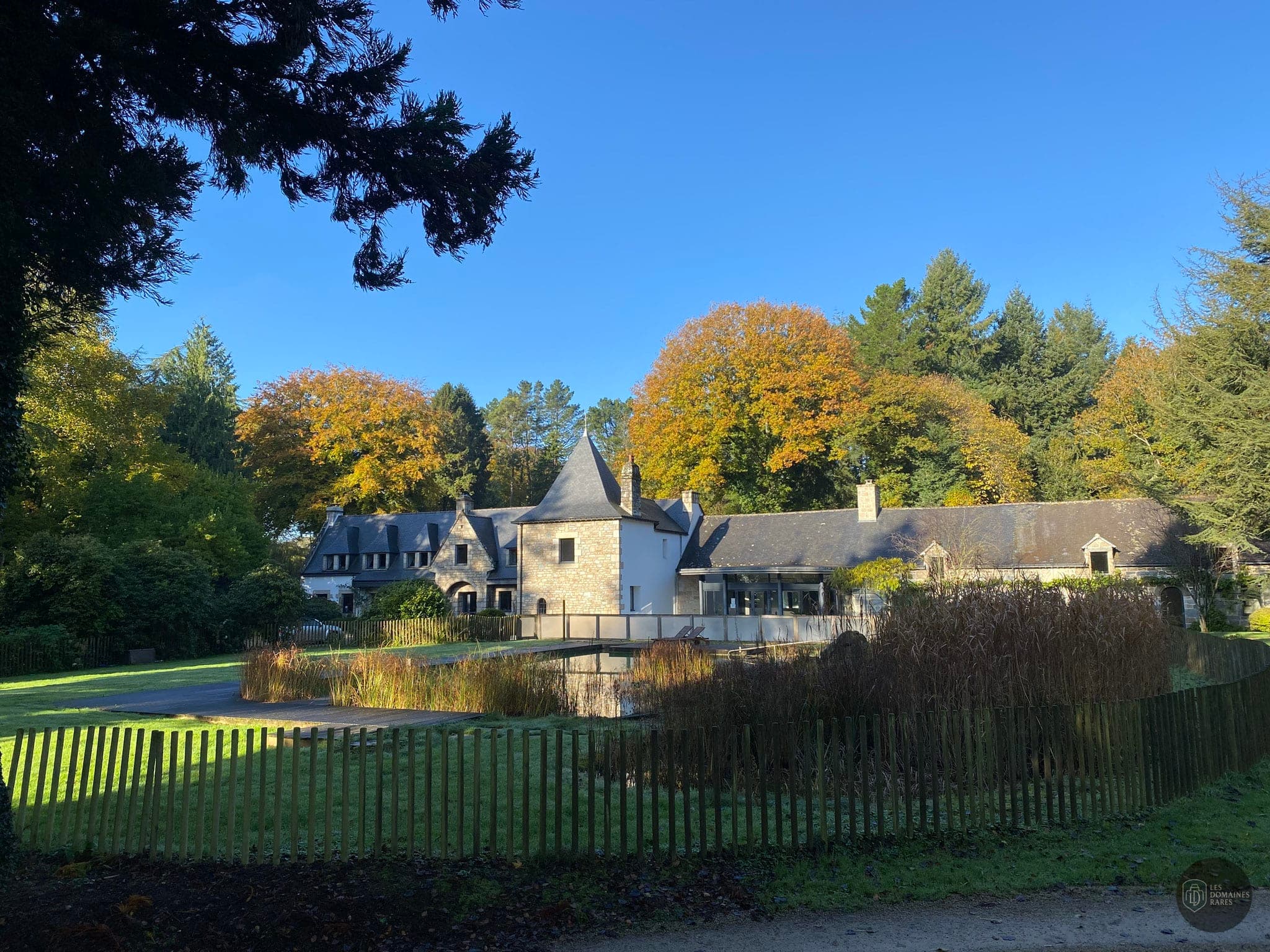 Vue extérieure du manoir Manoir d'Alexandre à Silfiac en Bretagne