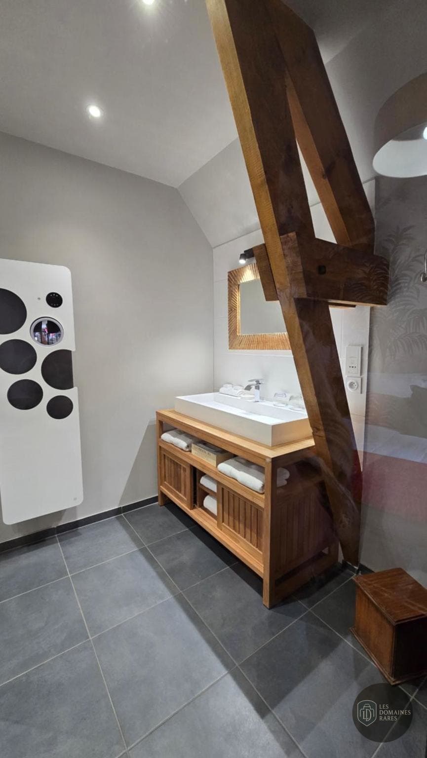 Salle de bain du manoir Manoir d'Hautegente à Coly en Nouvelle-Aquitaine