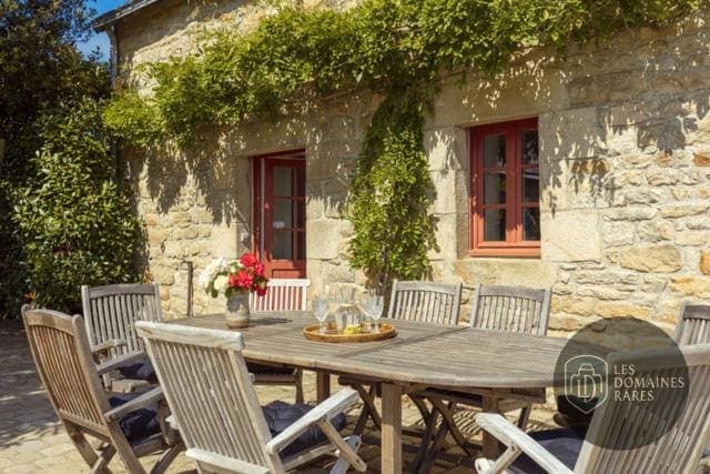 Vue extérieure du manoir Manoir de Kerat à Arradon en Bretagne