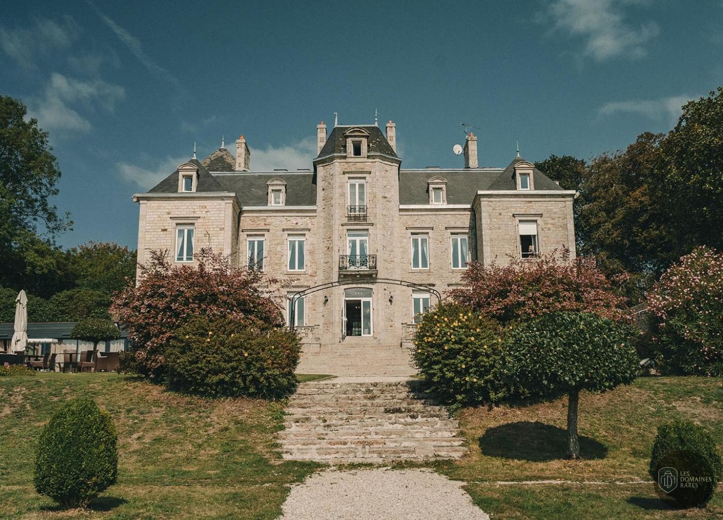 Vue extérieure du manoir Manoir de Kerhuel en Bretagne