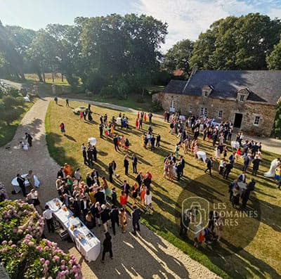 Cocktail en extérieur dans le parc