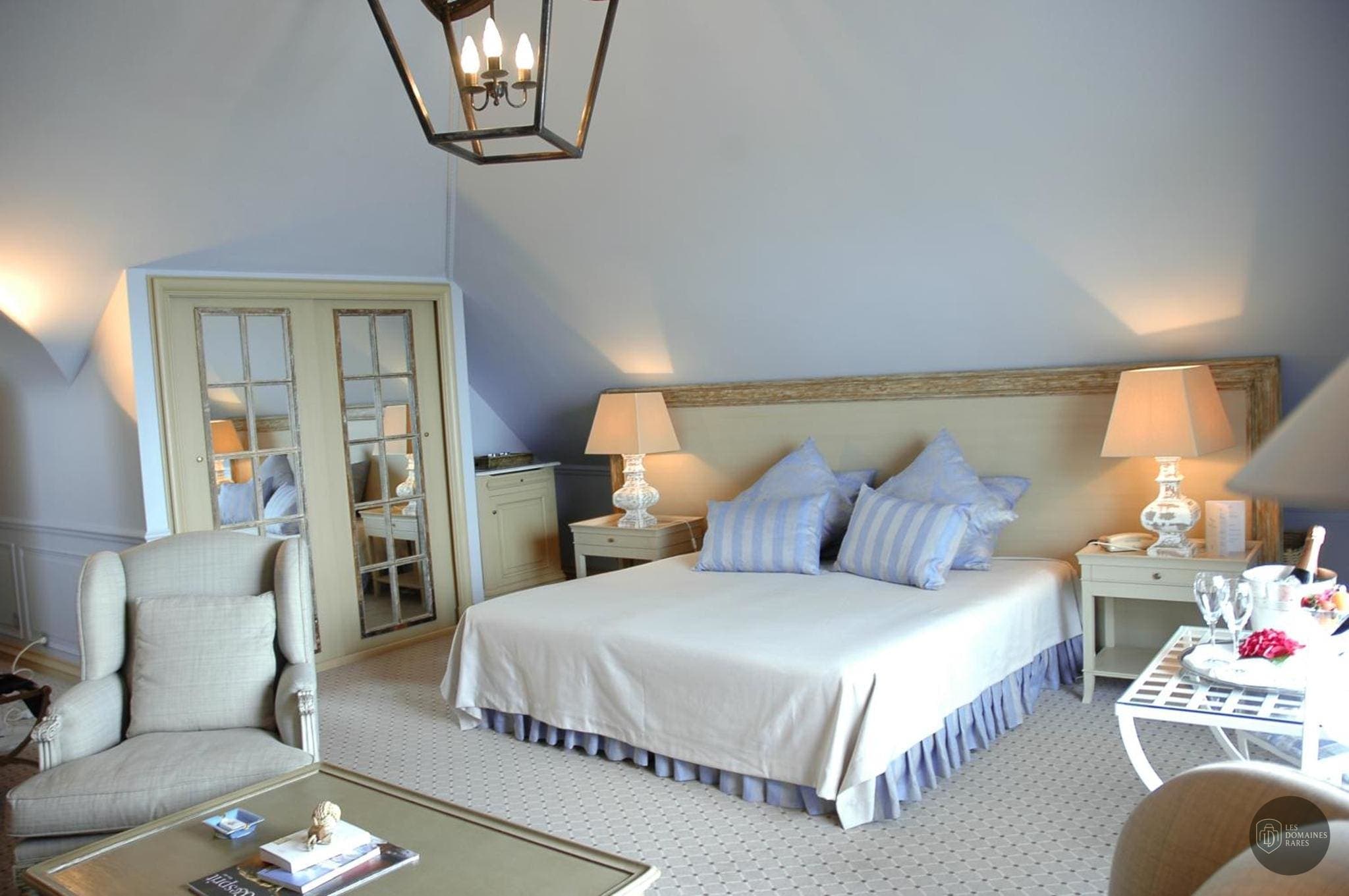 Chambre du manoir Manoir de Lan Kerellec à Trébeurden en Bretagne - séminaire côtes-d'armor (22)