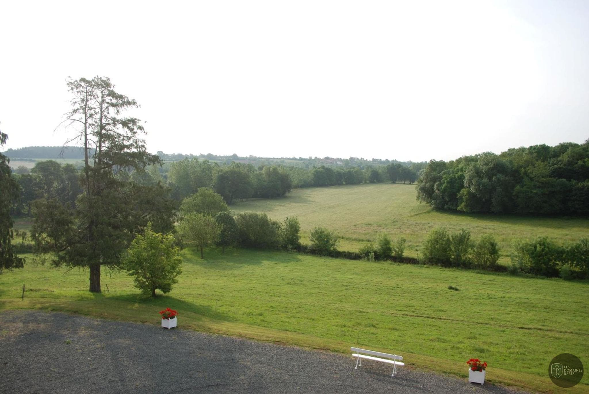 Vue extérieure du manoir Manoir de Ponsay à Chantonnay en Pays de la Loire