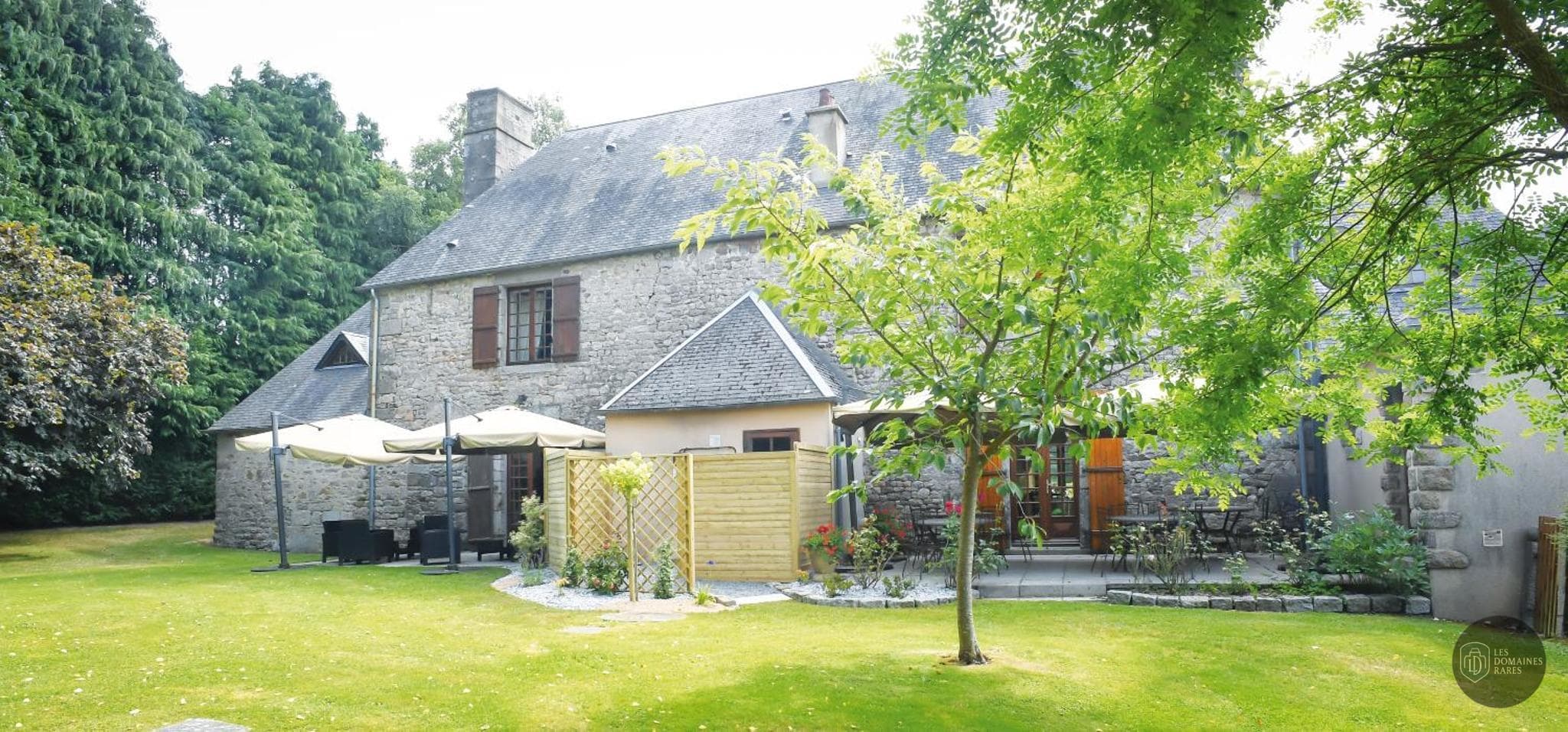 Vue extérieure du manoir Manoir de l'Acherie en Normandie