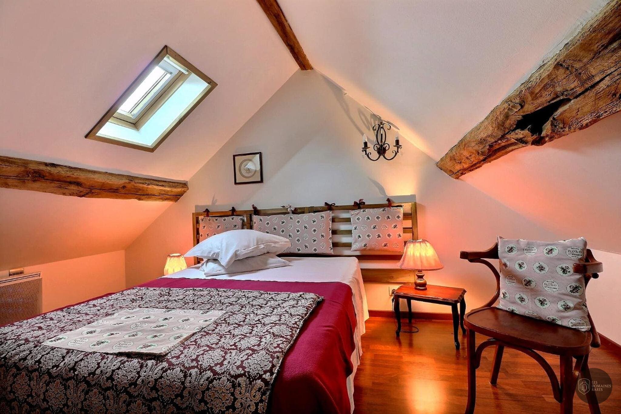 Chambre du manoir Manoir de la Haute Pilais à Chantepie en Bretagne - manoir de la haute pilais réceptions hébergements séminaire