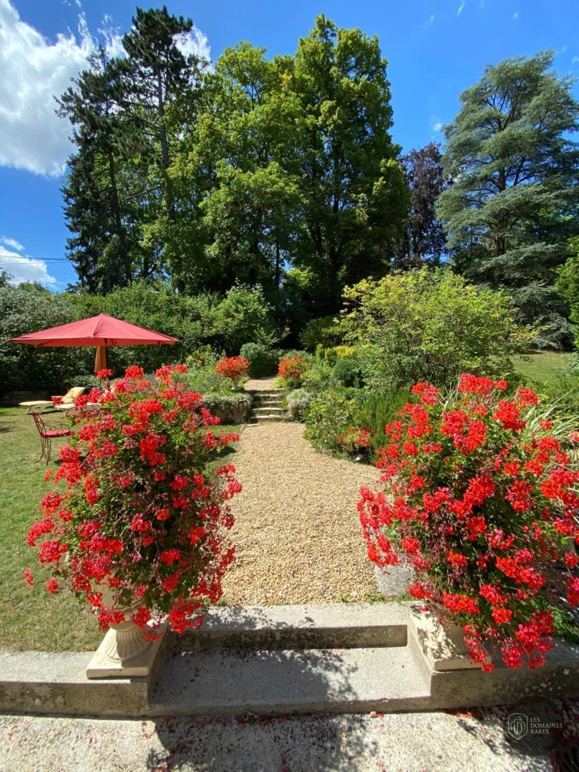 Vue extérieure du manoir Manoir des Cavaliers en Hauts-de-France