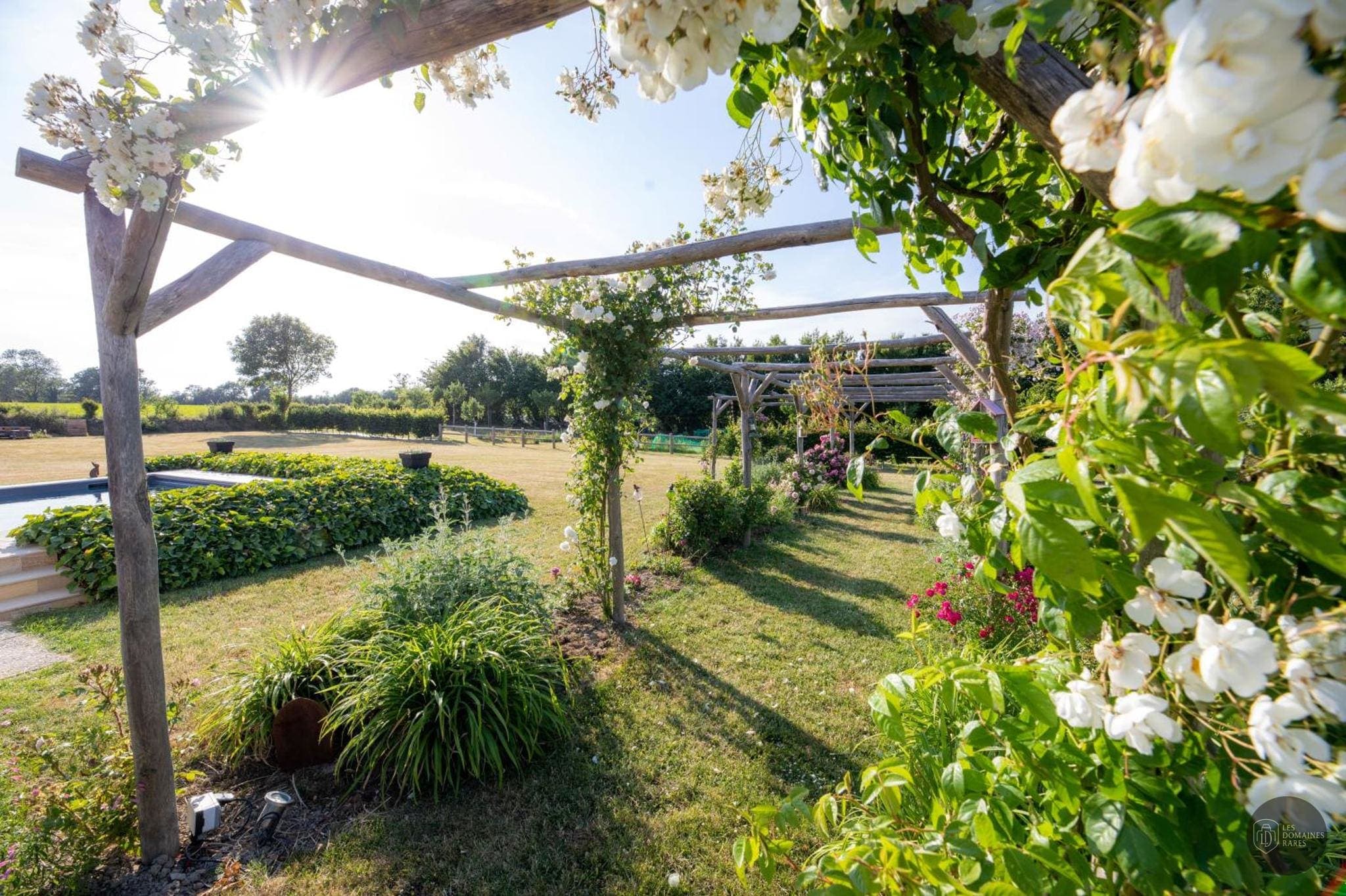 Vue extérieure du manoir Manoir des Loges en Pays de la Loire