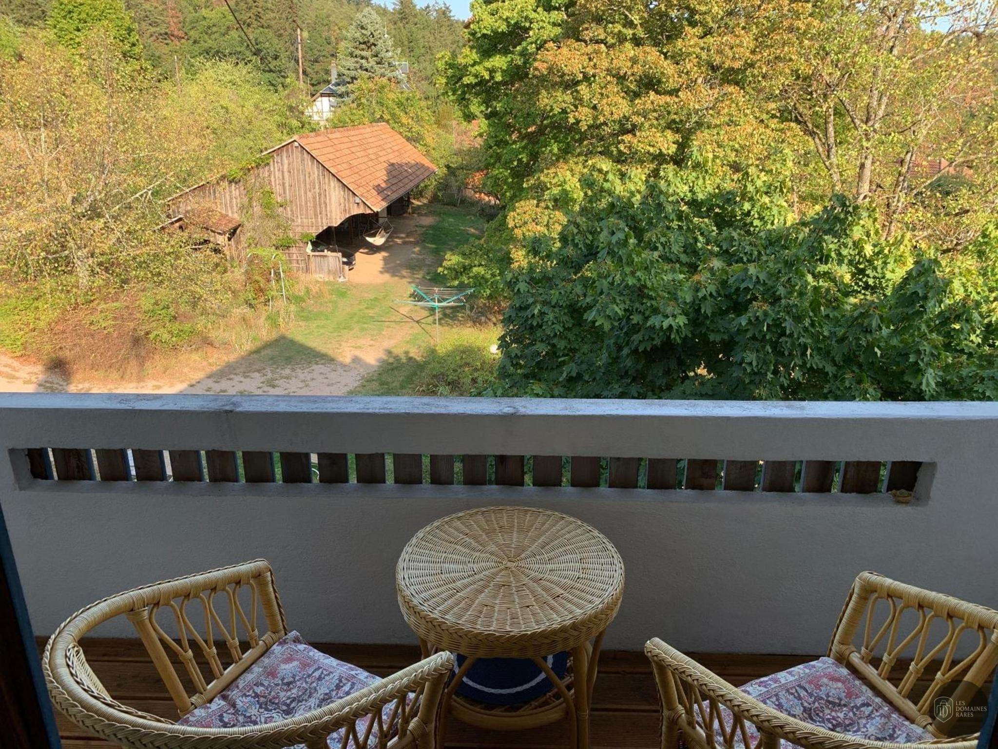 Manoir des Sens — Extérieur