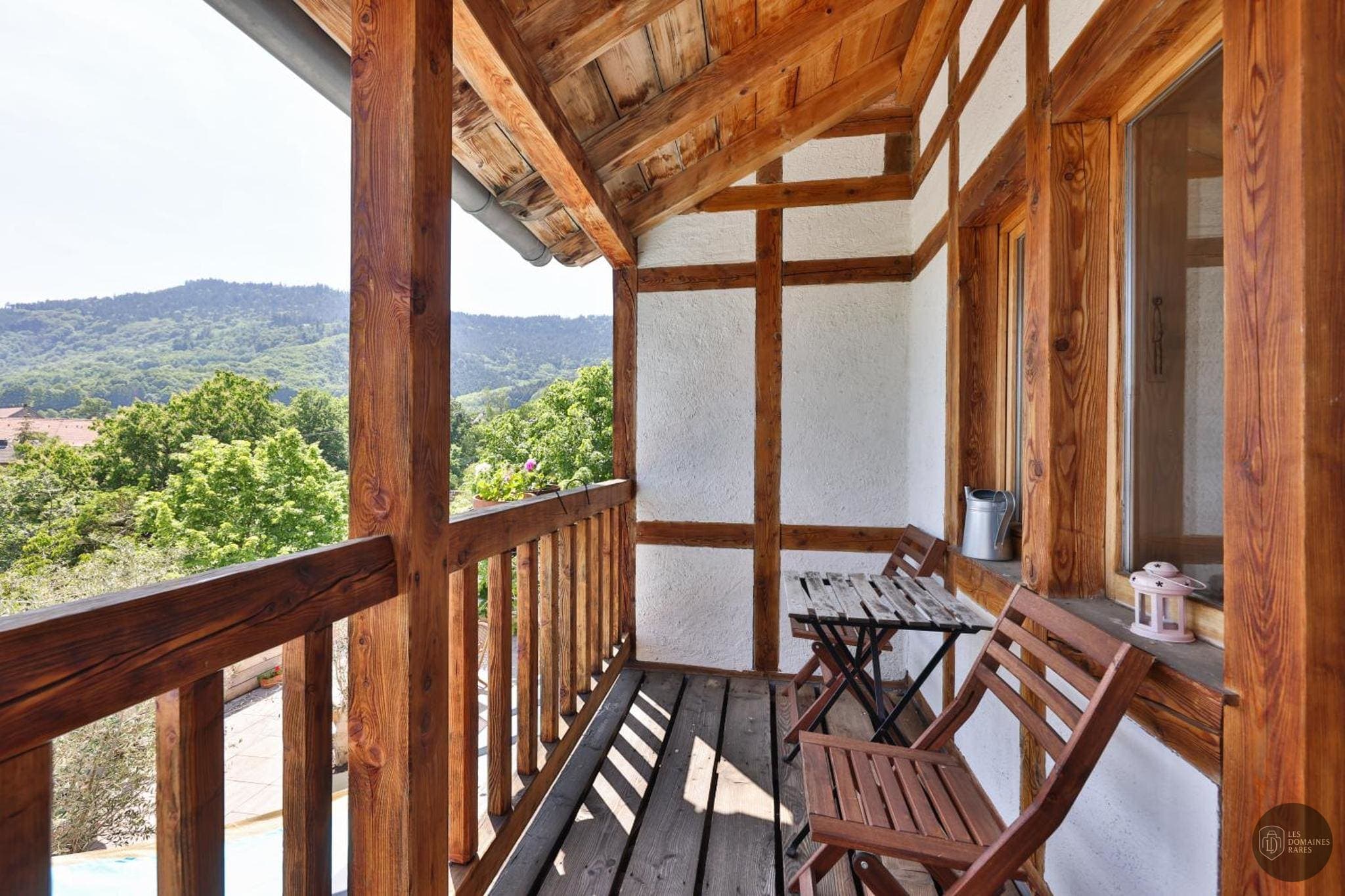 Manoir des Sens — Extérieur