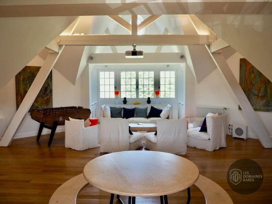 Espace intérieur du manoir Manoir du Soleil d'Or à Nassandres en Normandie