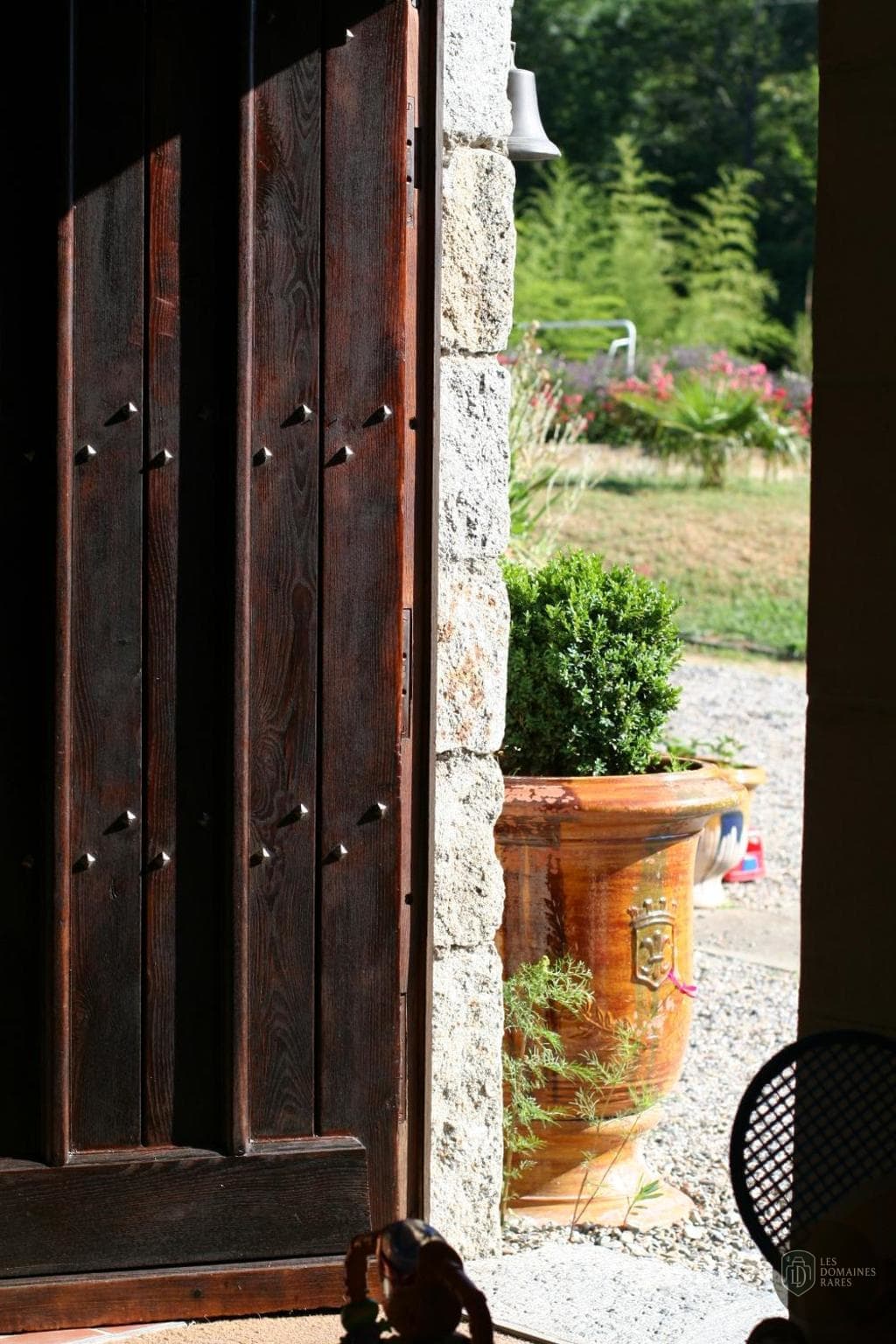 Vue extérieure du gîte Mas Manyaques en Occitanie