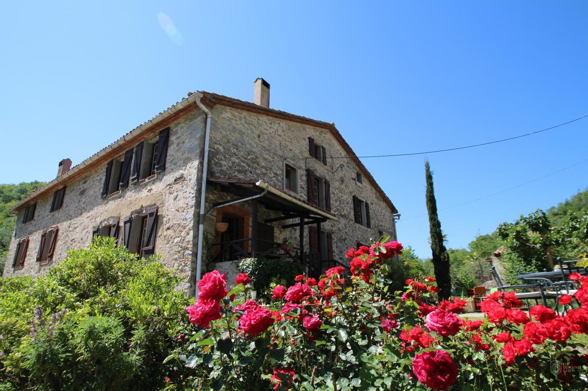 Vue extérieure du gîte Mas Manyaques en Occitanie