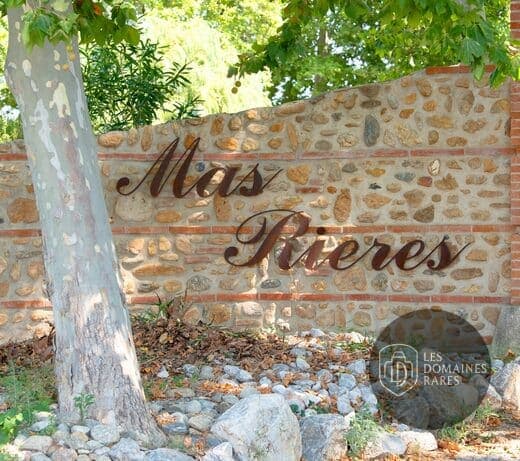 Vue extérieure du domaine Mas Rieres à Toulouges en Occitanie
