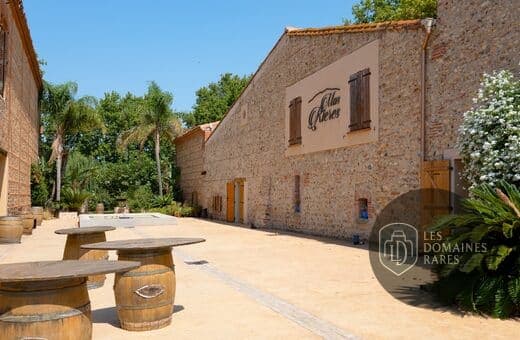 Vue extérieure du domaine Mas Rieres à Toulouges en Occitanie
