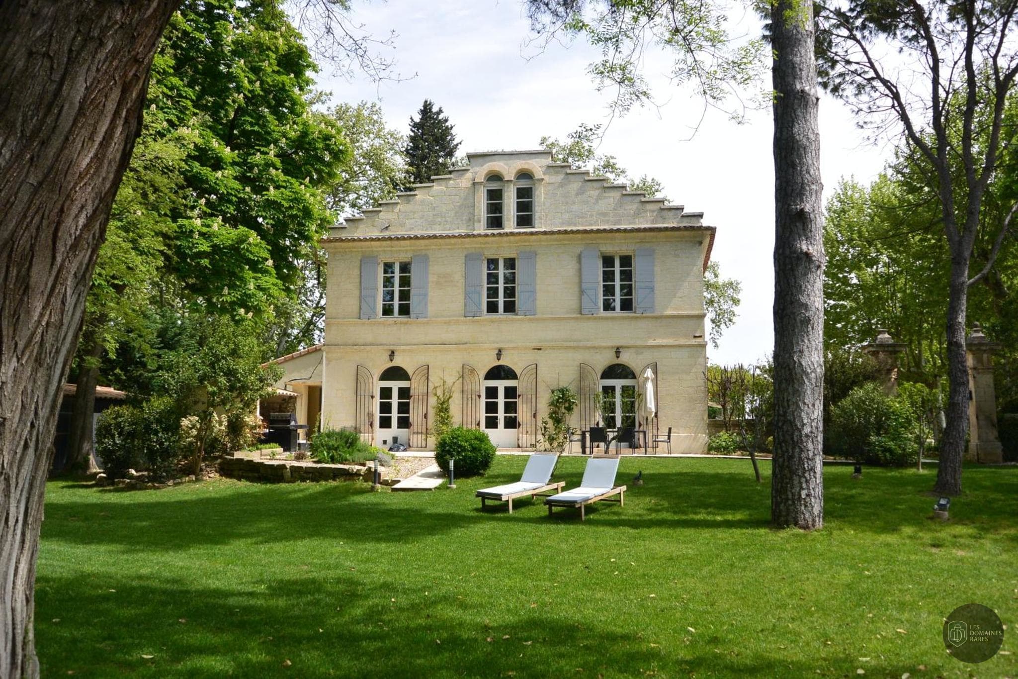 Vue extérieure du domaine Mas de Capelou en Provence-Alpes-Côte d'Azur