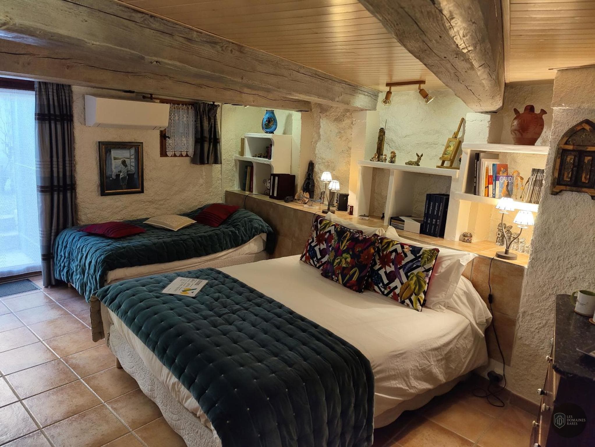 Chambre du domaine Mas de Causse à Brissac en Occitanie - séminaire brissac