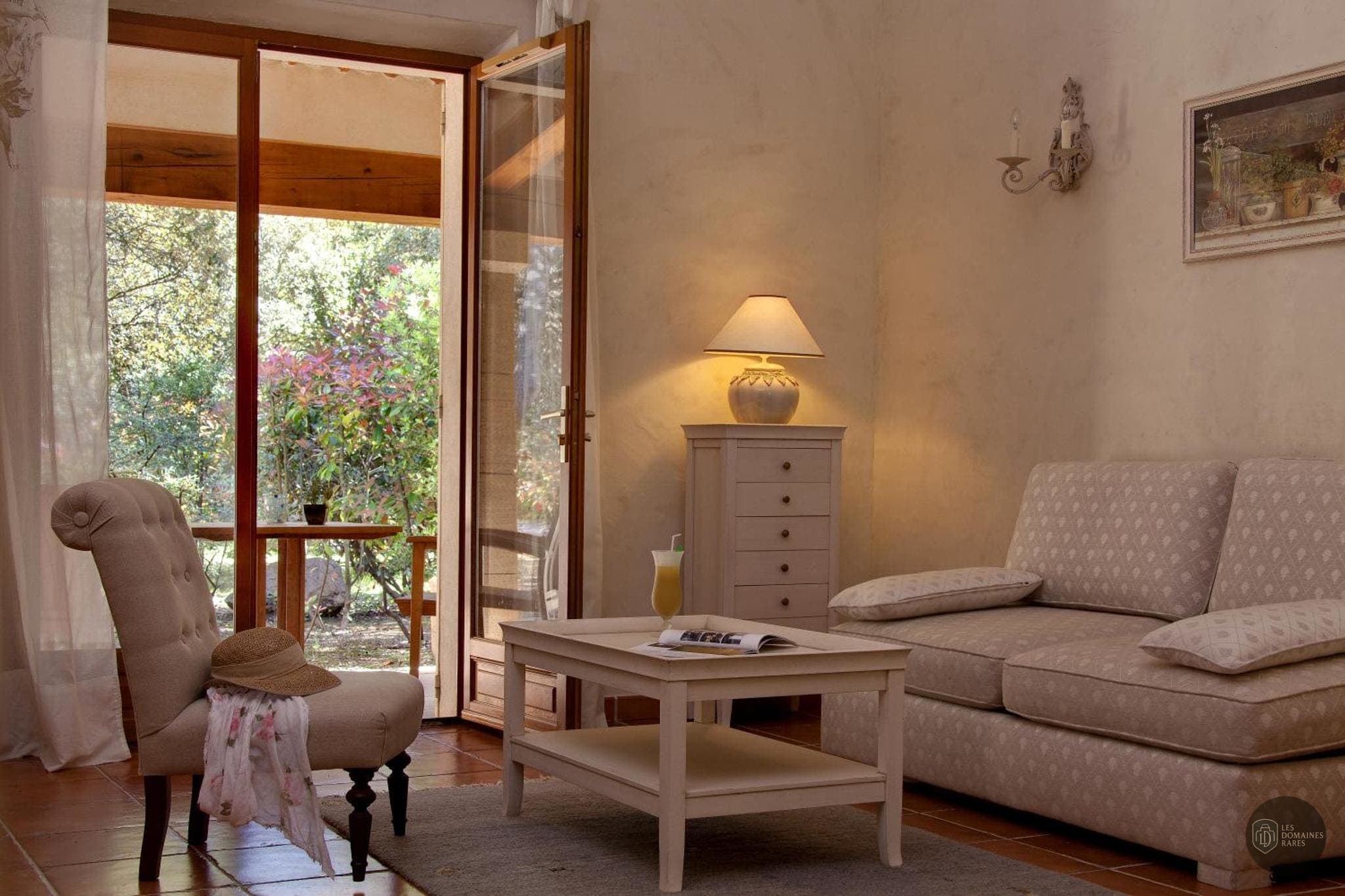 Espace intérieur de l'hôtel Mas de Fauchon en Provence-Alpes-Côte d'Azur