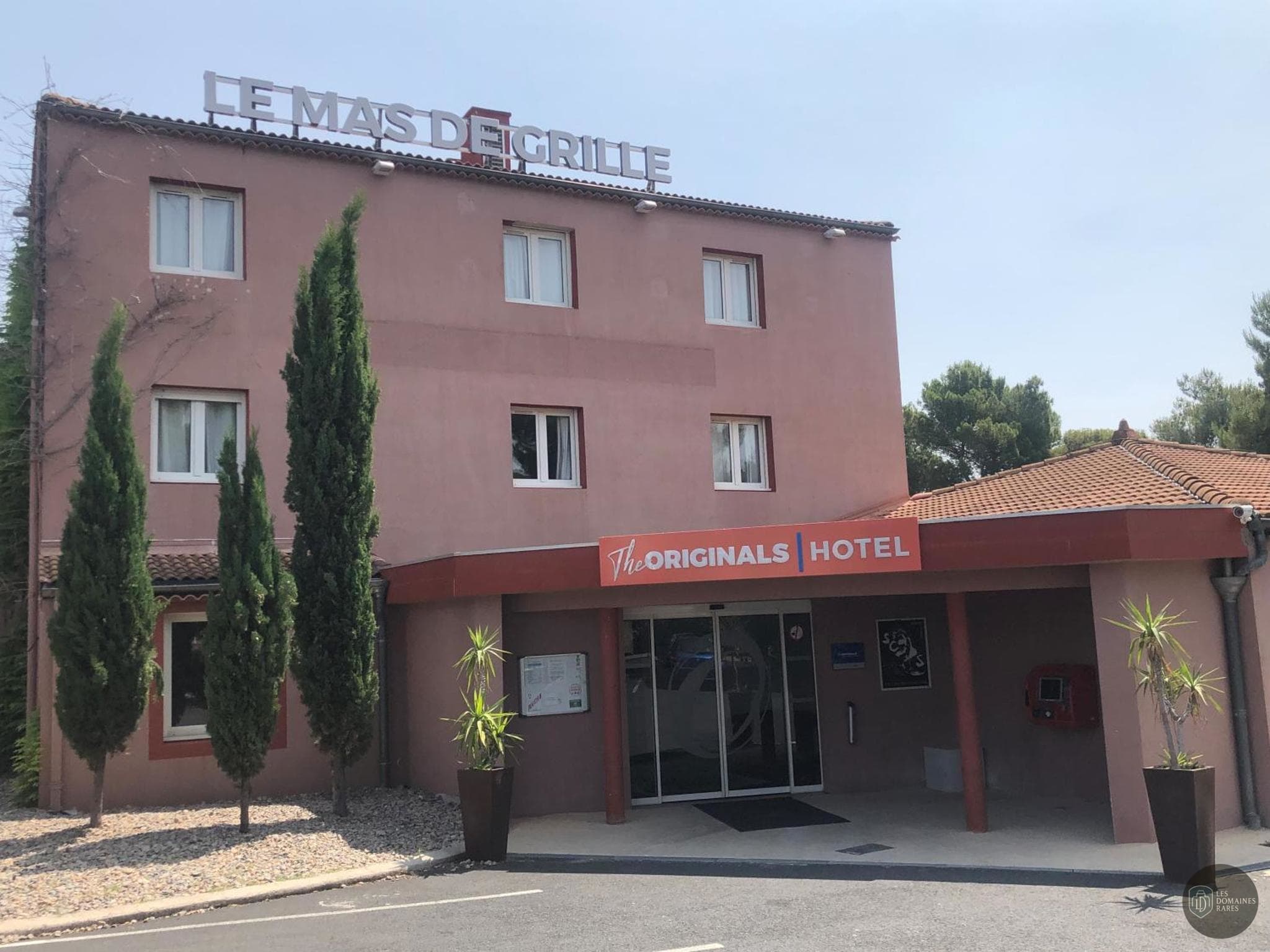 Vue extérieure de la ferme Mas de Grille à Montpellier en Occitanie