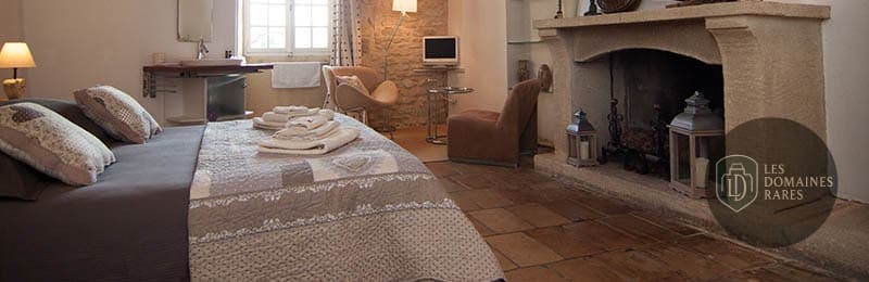 Chambre de la ferme Mas de la Rivoire à Villevieille en Occitanie