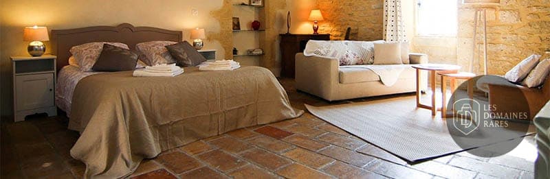 Chambre de la ferme Mas de la Rivoire à Villevieille en Occitanie